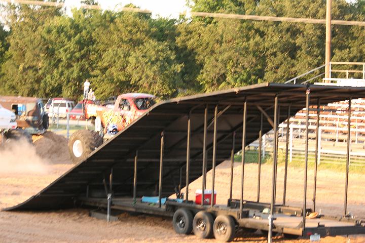 trucks 130.JPG